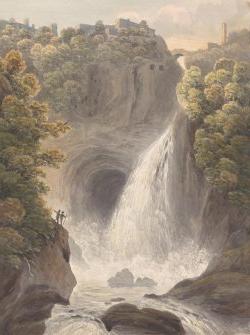两个徒步旅行者观察瀑布和洞穴开口的水彩画场景